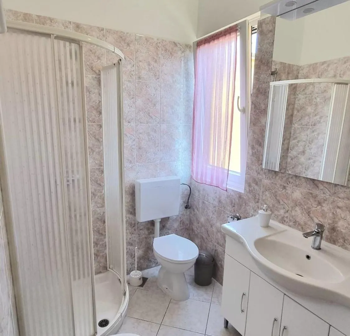 Apartment Ferienwohnung Garden Escape Zupanic Pula