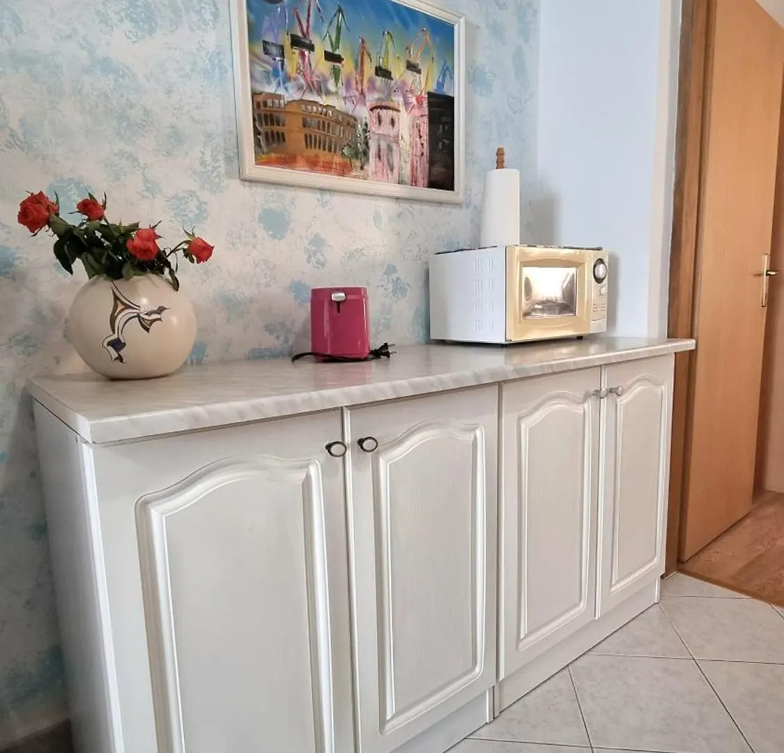 Garden Escape Zupanic Apartment Pula Croatia